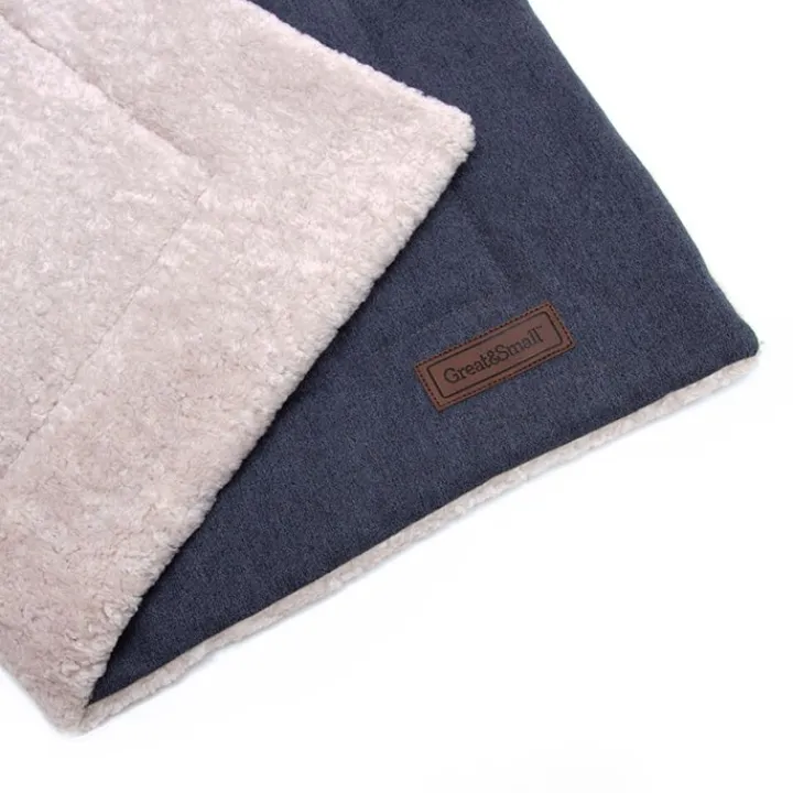 Great & Small Snuggle&Snooze Soft Pet Blanket Bed Best